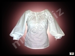 Woman's baroque shirt