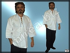 Folklórna košeľa vyšívaná Folklórna košeľa vyšívaná