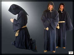 Mníšsky plášť s rukávmi a kapucňou