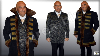 Pánsky oblek a kabát s kožušinou
